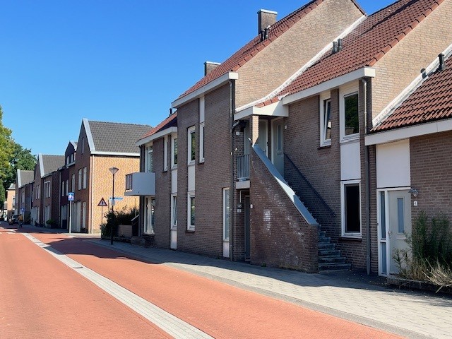 Bernhardstraat 16