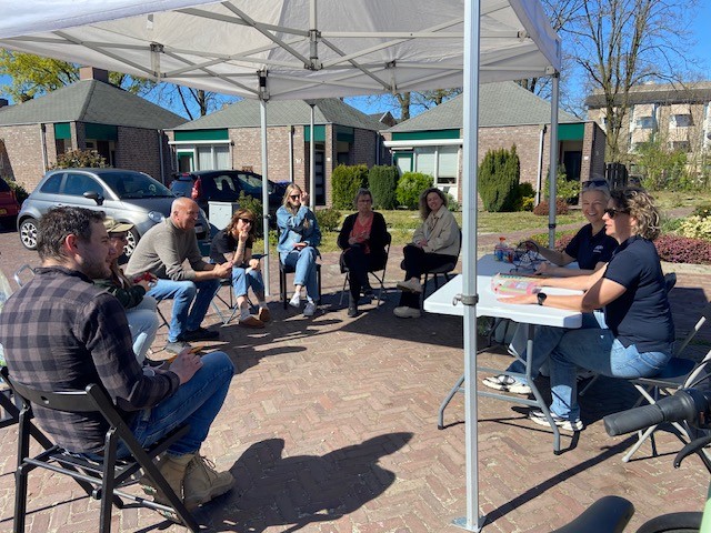 Buurten en bingo op de Burgtstraat