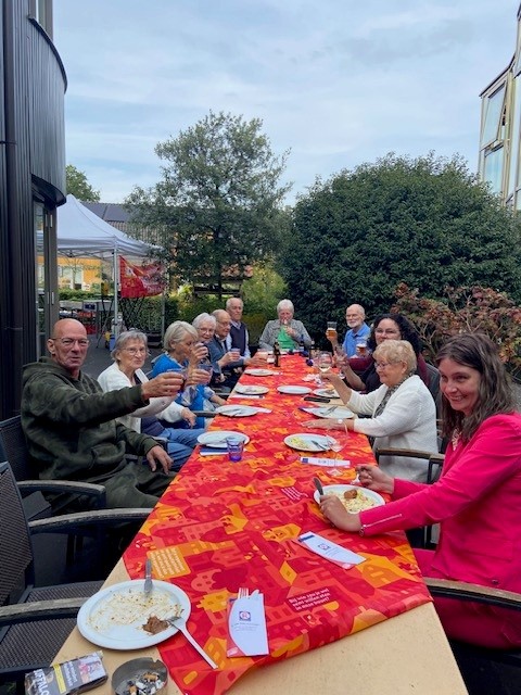 Burendag Barbecue Kloosterhof Donkzicht